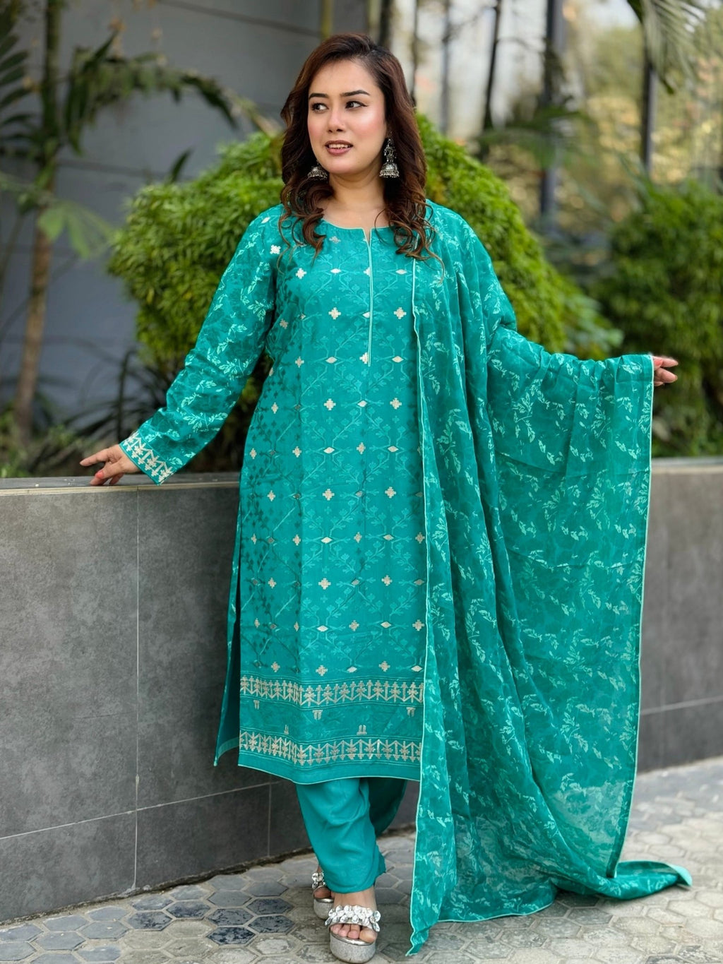 Linen Fabric Allover Jari Embroidered Shalwar Kameez Set - SaimaFashion
