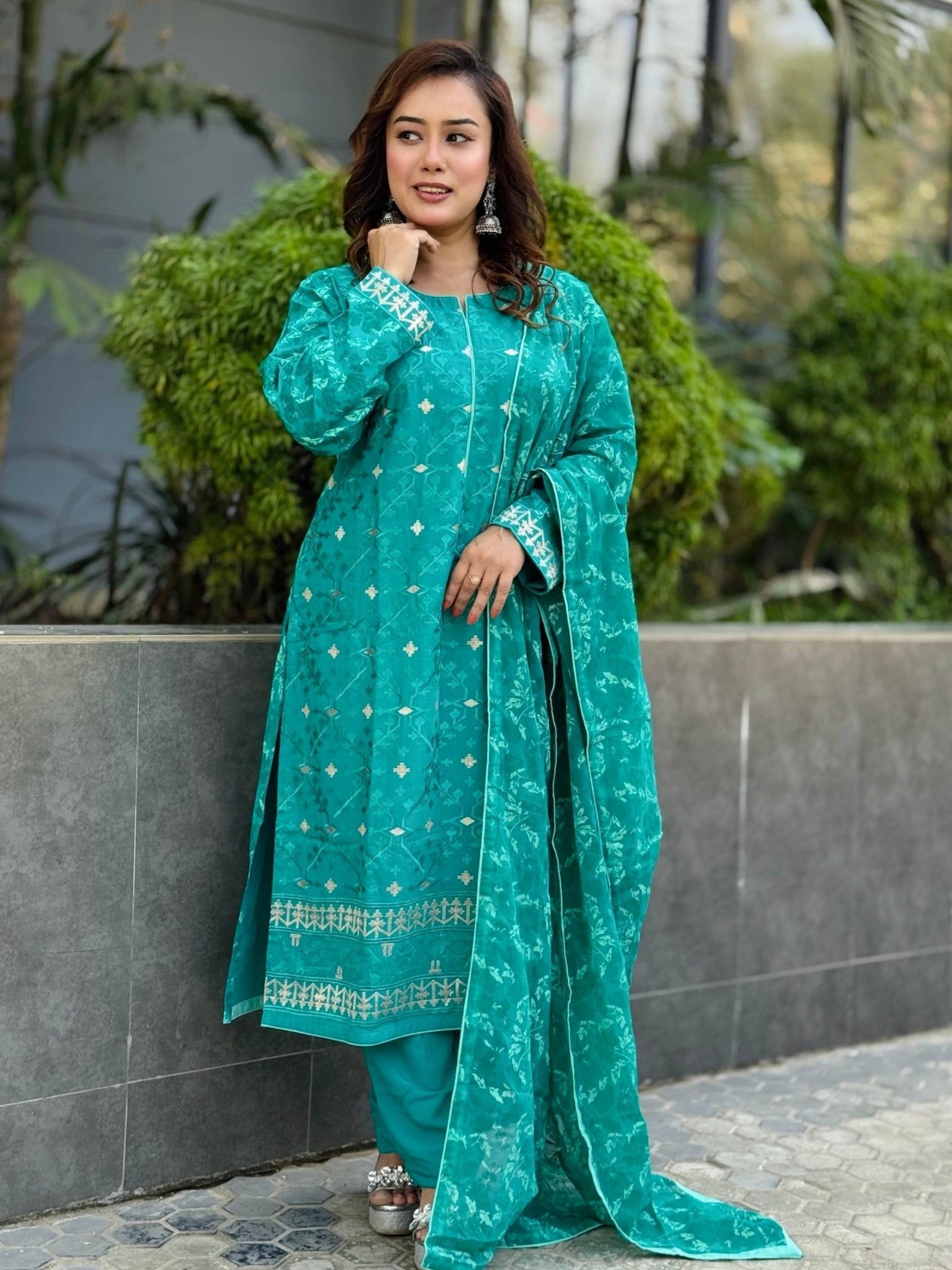Linen Fabric Allover Jari Embroidered Shalwar Kameez Set - SaimaFashion