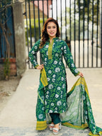 Green Linen Screen Printed Dress - SaimaFashion