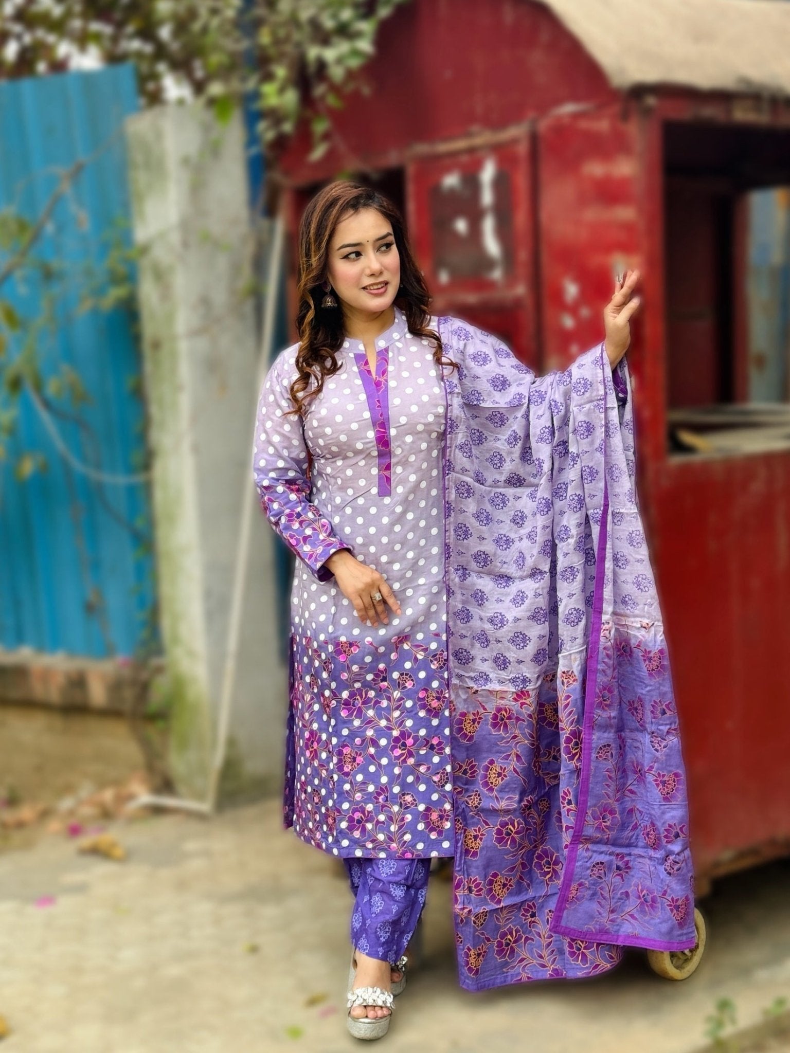 Floral printed moslin cotton shalwar Kameez - SaimaFashion