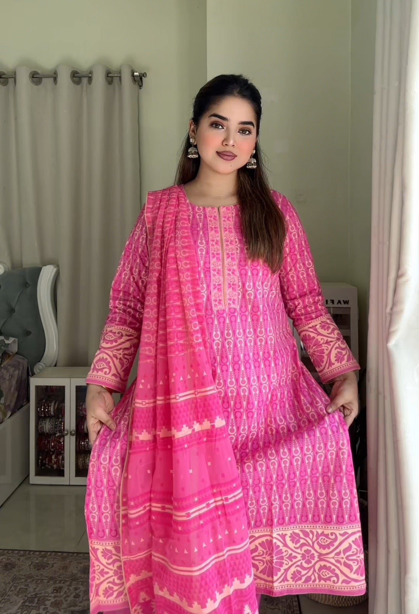 Baby Pink Cotton Screen Printed Shalwar Kameez Set - SaimaFashion
