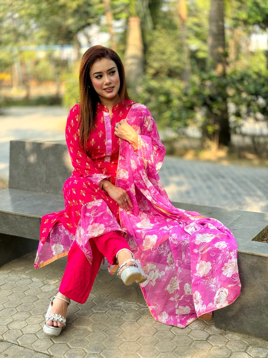 Deep Pink Floral Printed Salwar Kameez Set with Dupatta – Elegant Women’s Wear