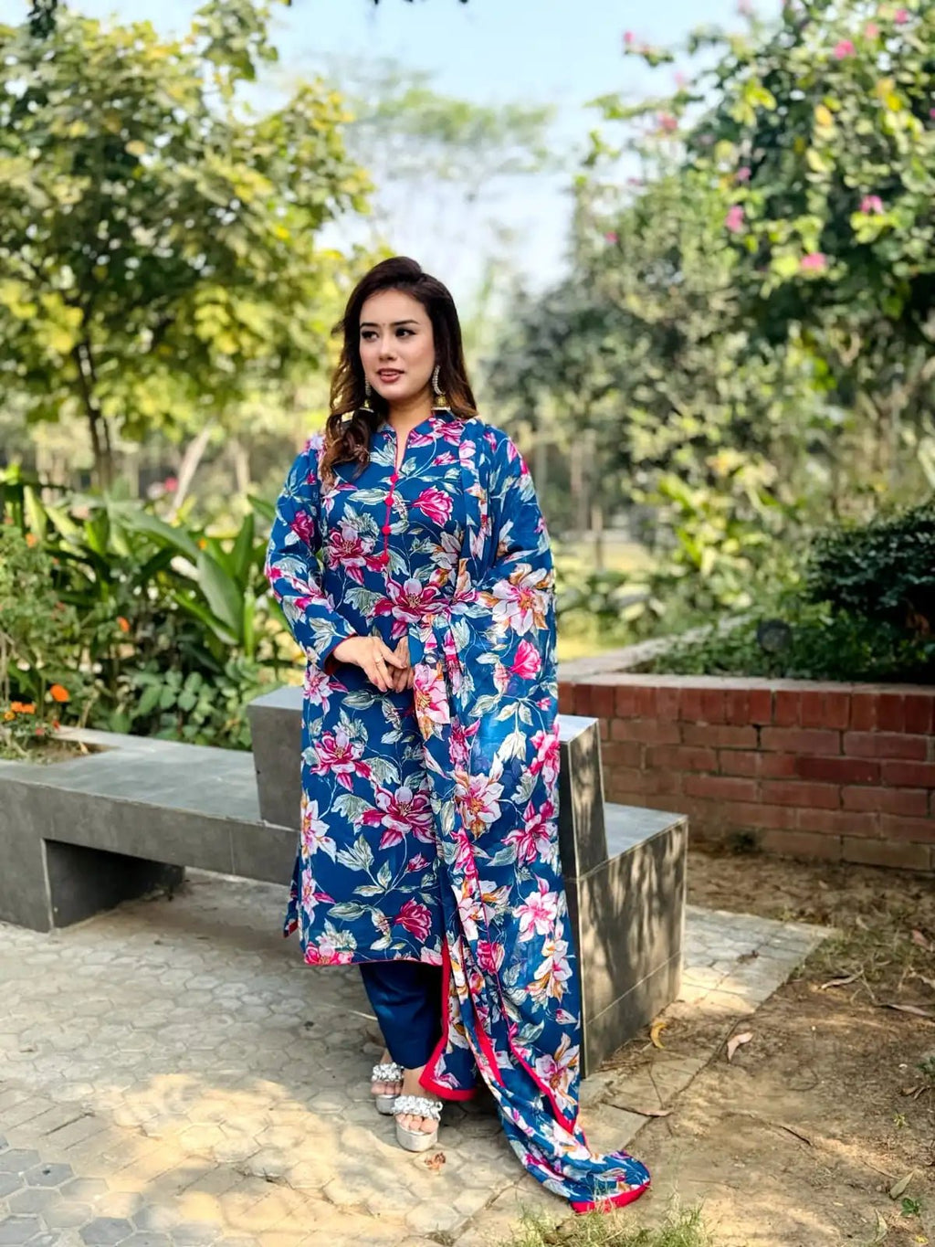 Navy Blue Floral Salwar Kameez Set - SaimaFashion